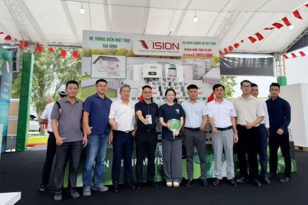 融易富配资 亮相越南国家级盛会！雄韬股份多款解决方案展现能源科技硬实力