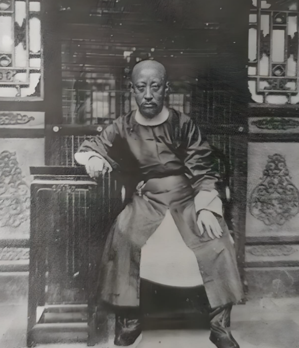 翻乐股 光绪临死前：得知继位者是3岁的溥仪，躺平摆烂说了最后两句话！